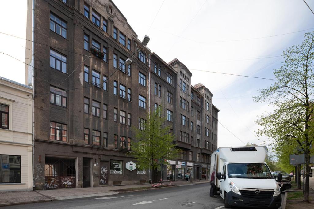 Cozy 2 Bedroom Apartment In Riga Centre Exteriör bild